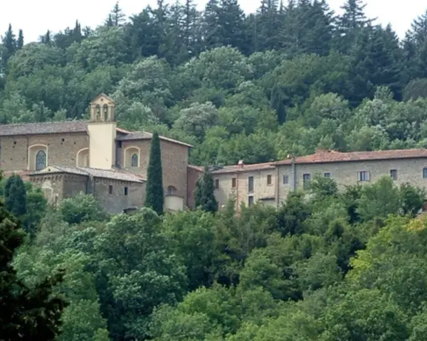 Antico complesso monastico immerso nel verde delle colline di Sargiano, Arezzo.