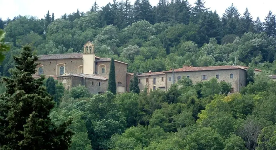 Antico complesso monastico immerso nel verde delle colline di Sargiano, Arezzo.